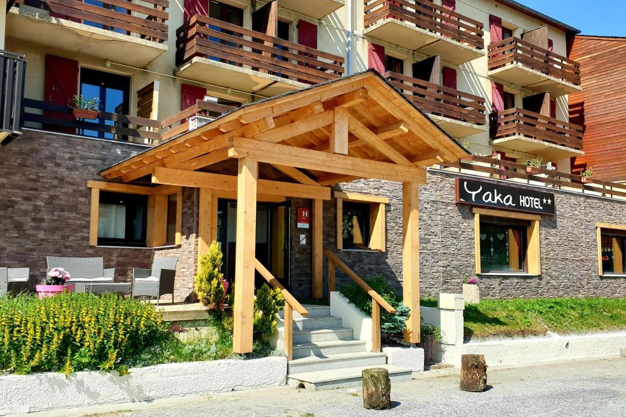 Hotel Yaka Лез-Англь Экстерьер фото